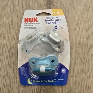 NUK Baby Pacifiers Infant 0-6 Months Orthodontic Shape 3 Nuks Blue Glow In Dark